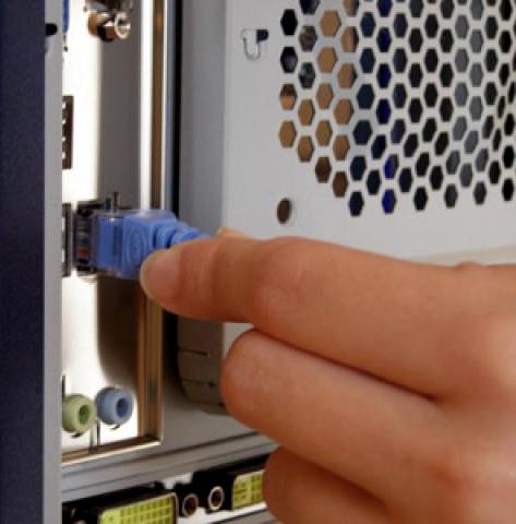 Плохой контакт сетевого кабеля