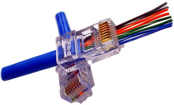 Коннектор типа RJ-45/8p8c
