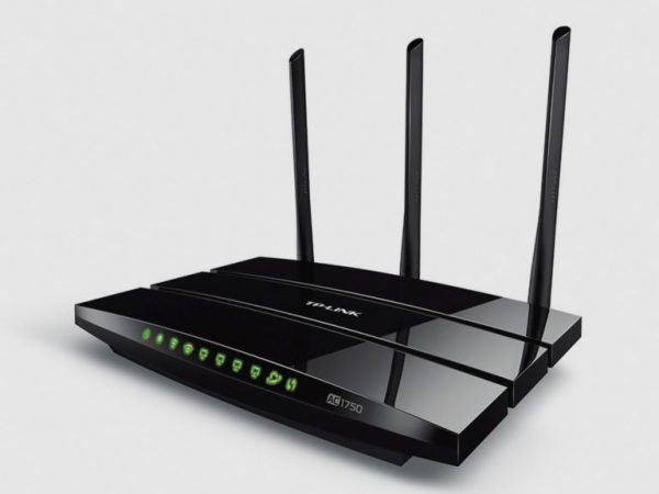 Роутер TP-LINK Archer VR400 в глянцевом корпусе