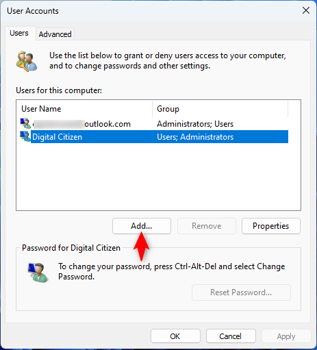 В «Учетных записях пользователей» нажмите «Добавить».