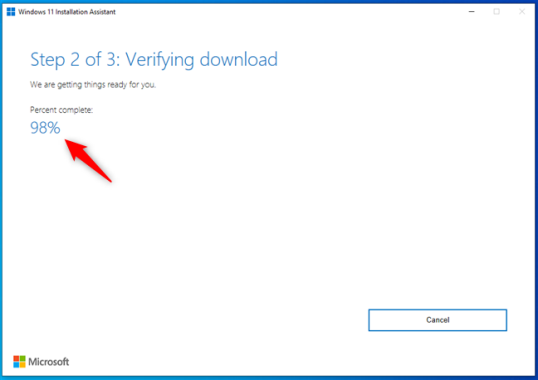 Помощник по установке Windows 11 проверяет загруженные файлы