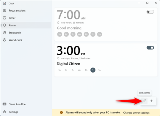 Нажмите или коснитесь «Редактировать будильники».