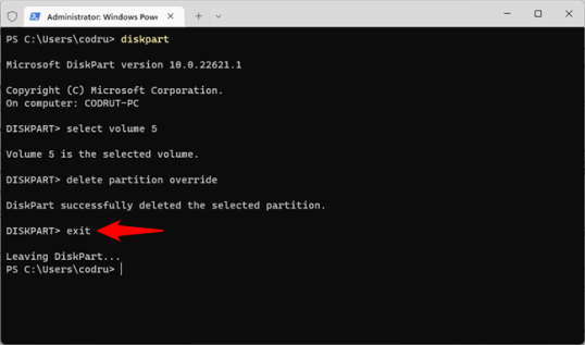 Выйдите из DiskPart или закройте приложение командной строки.