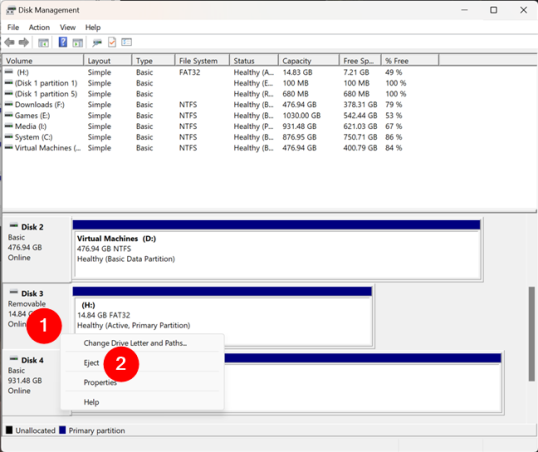 Щелкните правой кнопкой мыши USB-накопитель и выберите «Извлечь».