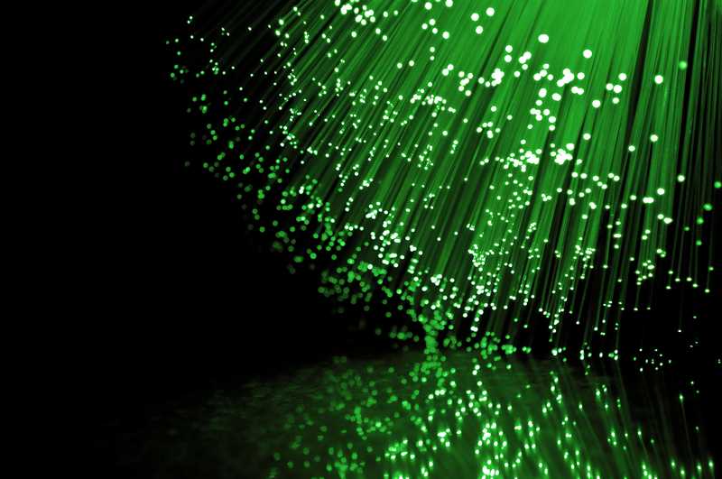 вывел скорость передачи данных на совершенно новый уровень