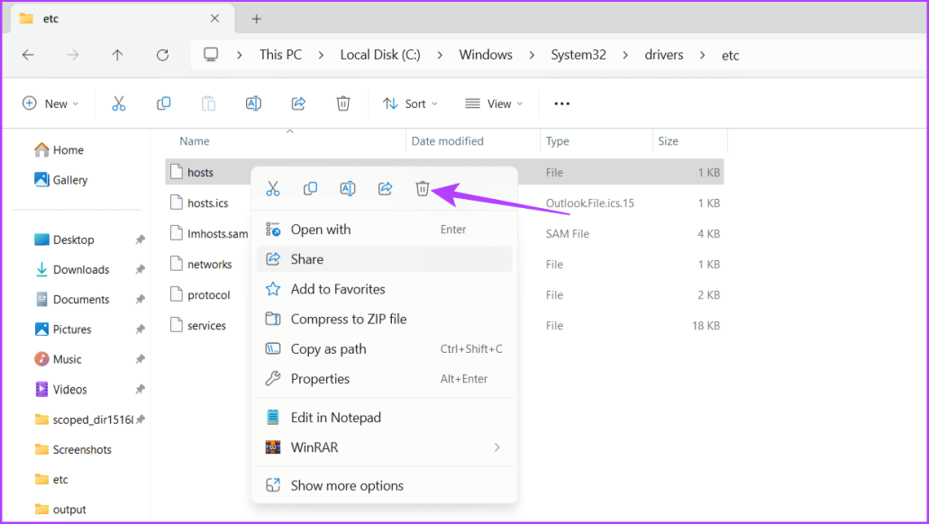 Щелкните правой кнопкой мыши файл хостов и выберите «Удалить».