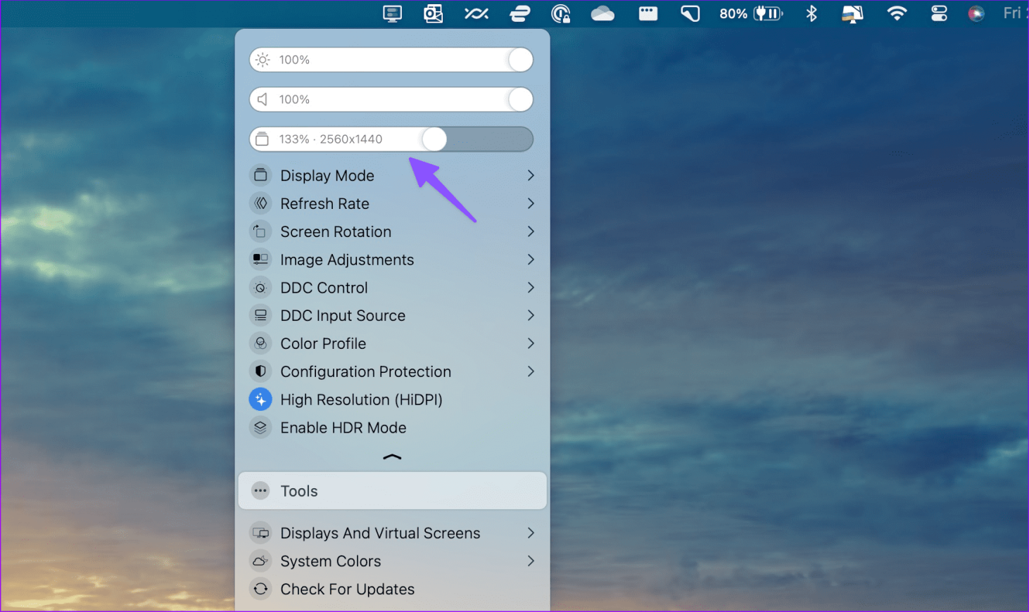 Настройка разрешения для второго дисплея на Mac 10