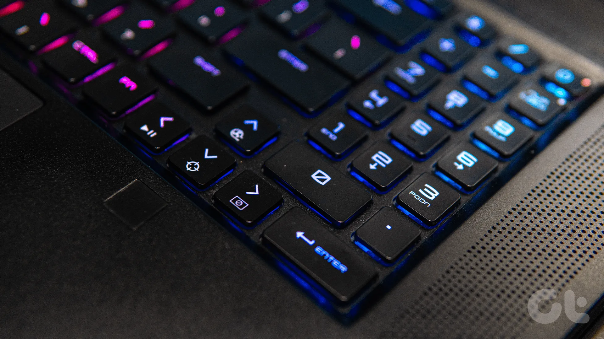 Клавиши со стрелками и цифровая клавиатура