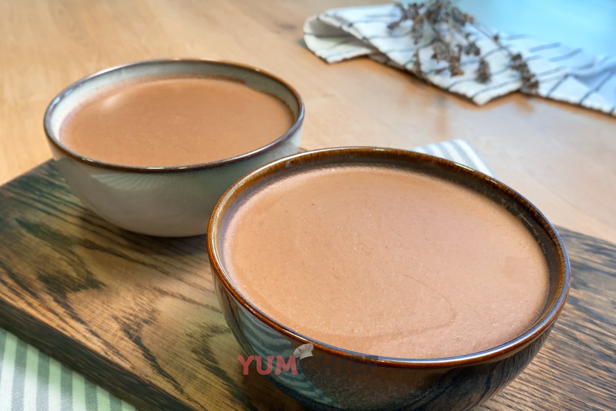 Приготовление шоколадно-ванильной панна-котты: шаг 9.