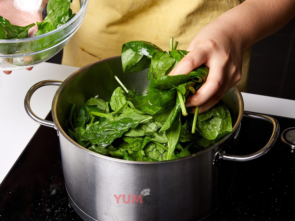 Зеленый овощной суп с нутом: фото 3 шага в рецепте