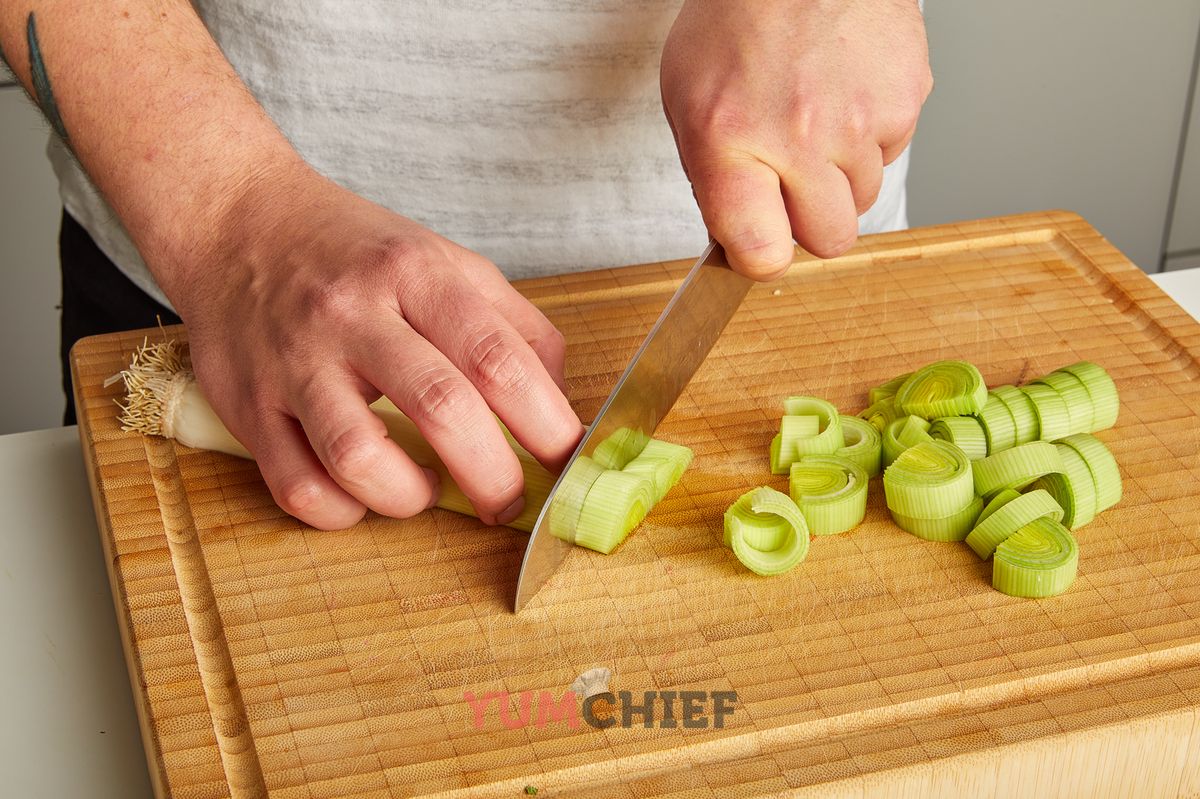 Быстрый и простой суп из сладкой кукурузы: фото 1 шага в рецепте