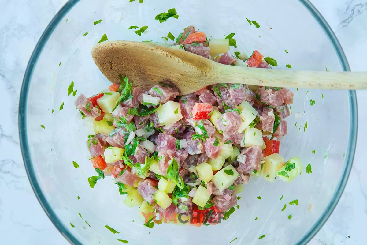 Приготовление тартара из тунца