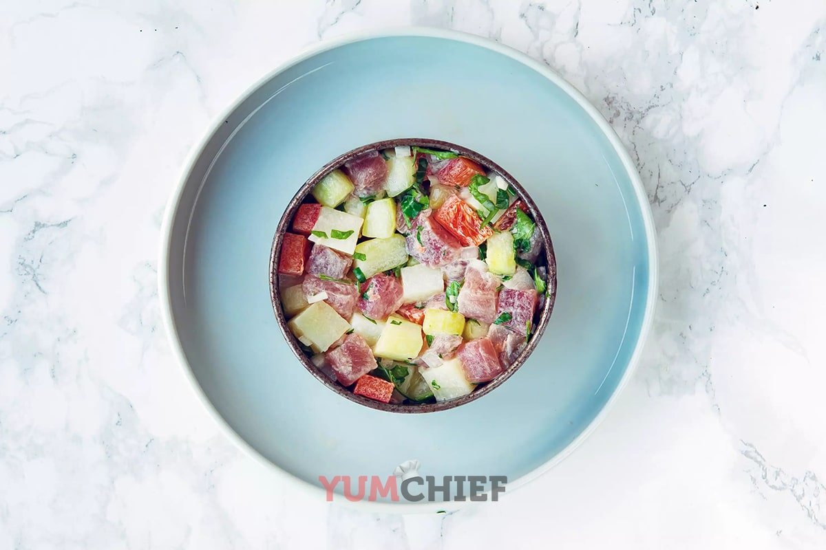 Тартар из тунца и огурца